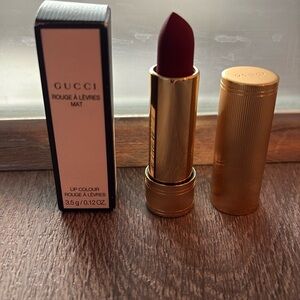 Gucci Rouge à Lèvres Mat Lipstick #511 Madge Red